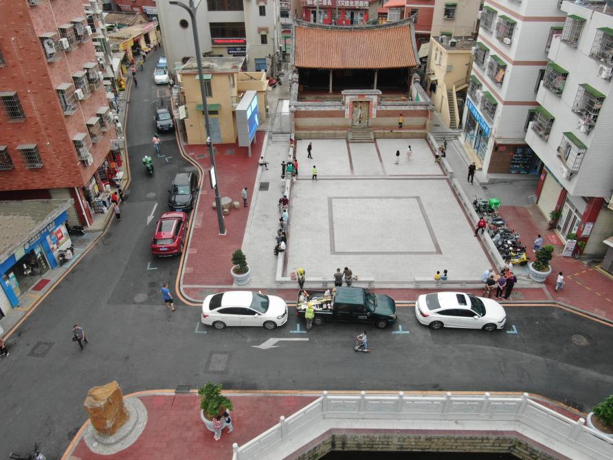 改造后的后浦社宗祠广场。后浦社区供图