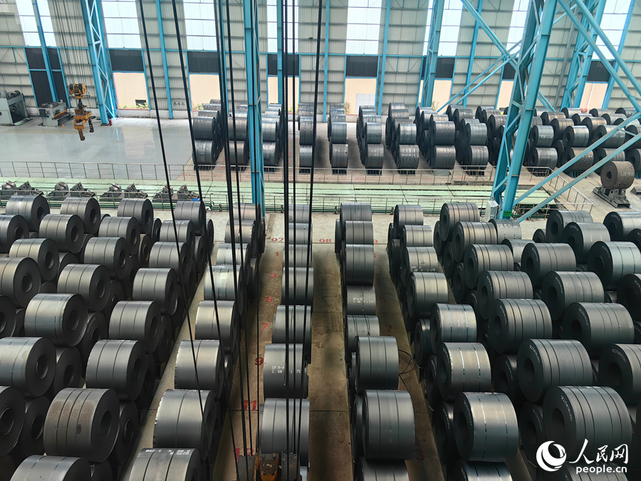 坐落在漳州市芗城区的三宝集团钢铁生产车间。人民网 苏海森摄