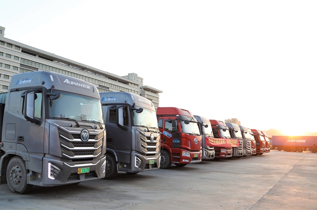 漳州开发区举办老旧营运货车“以旧换新”车辆交付仪式