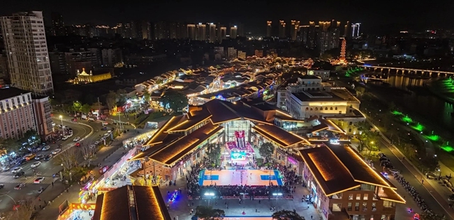 夜景亮化人气旺