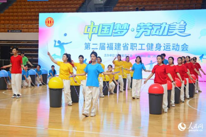 花样跳绳表演。人民网记者 陈博摄