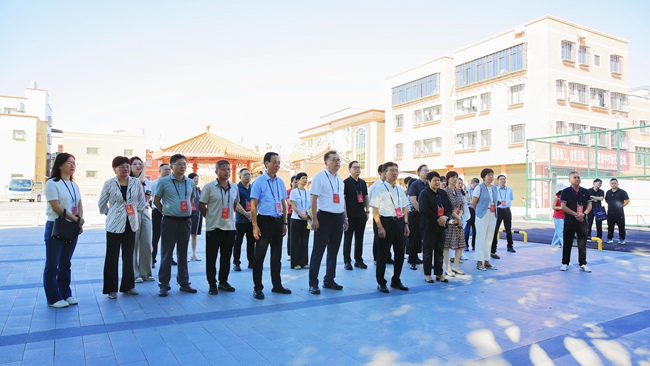 翔安区人大代表视察。李毓琳摄