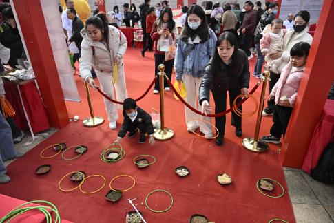 文化互动区孩子们在玩乐中解锁中医知识