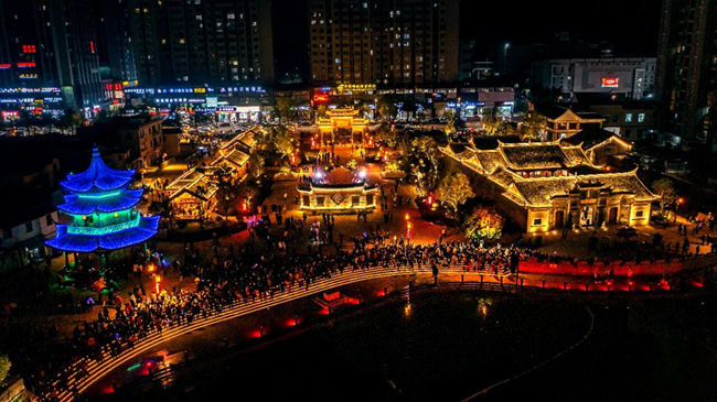 连城县四角井历史文化街区夜景