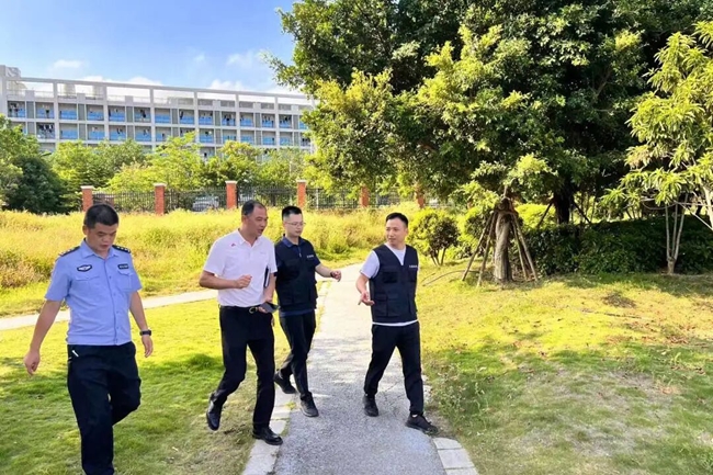 检察官走访相关小区，了解情况