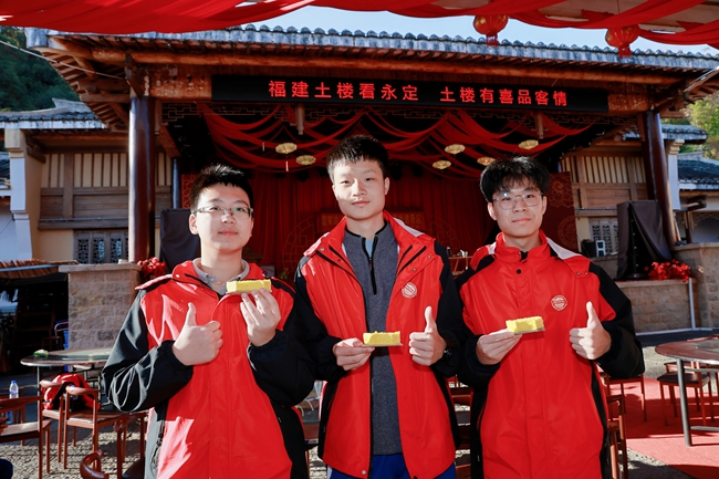 展示制作好的客家米糕