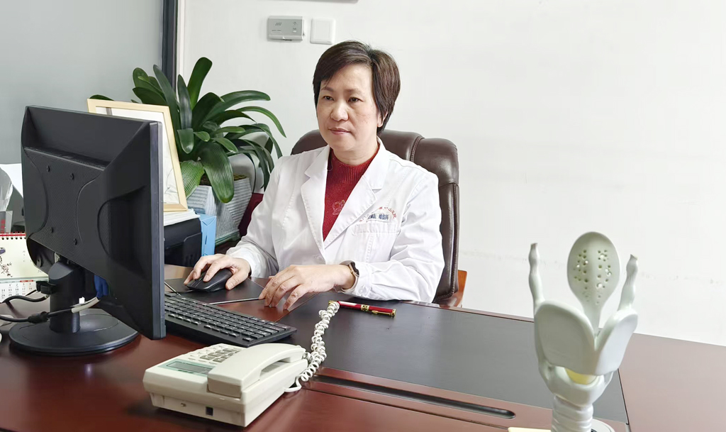 庄佩耘正在工作中。林林攝