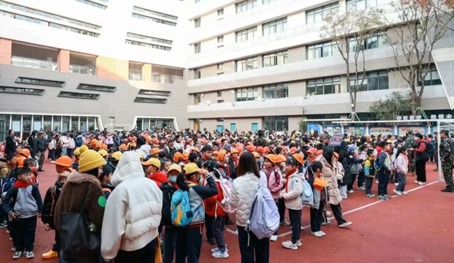 長樂區科創研學實踐教育基地迎來規模達千人的區外學子研學活動