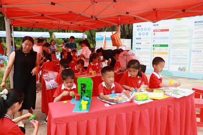 开展垃圾分类宣传活动