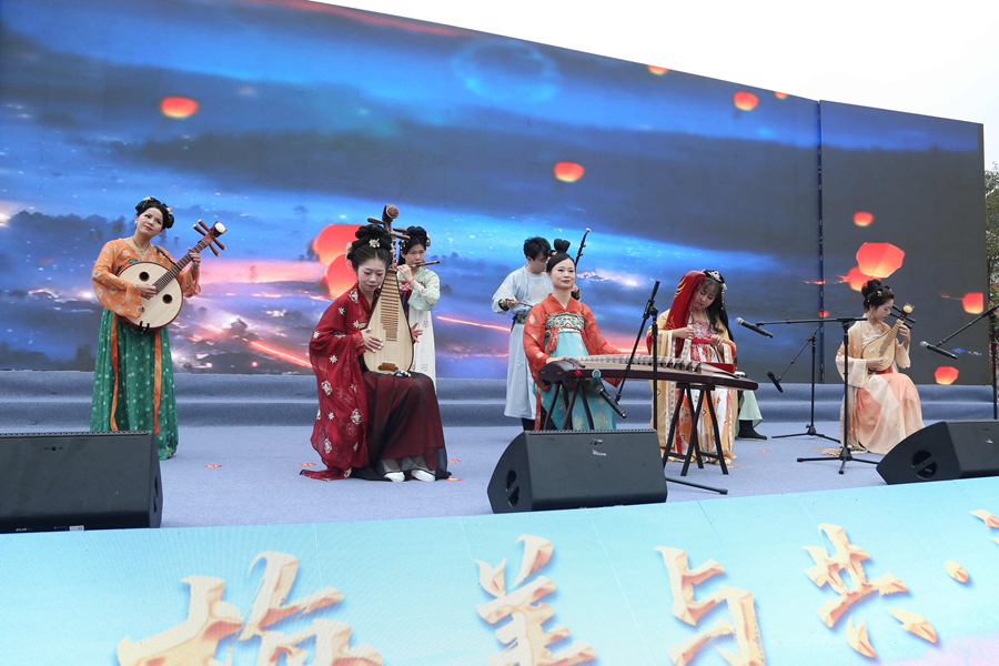 文艺演出精彩纷呈。南靖县融媒体中心供图