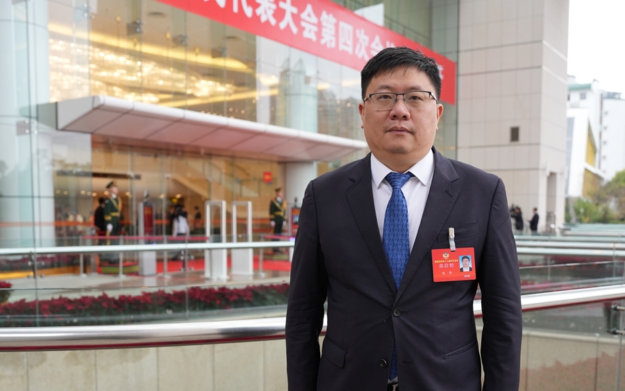 福建省政协委员、中国侨联委员陈伟。受访者供图