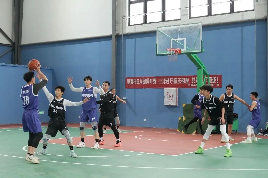 “村BA”籃球賽現場