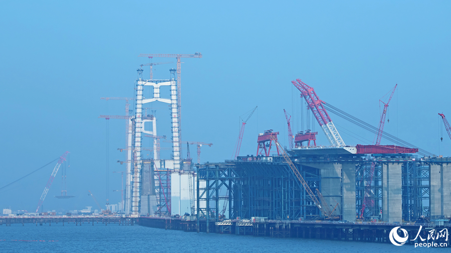 正在建設中的廈金大橋（廈門段）。人民網記者 李昌乾攝