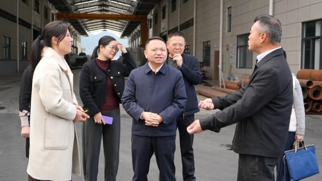 深入企业一线问需于企