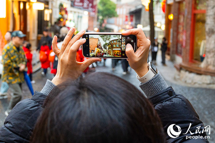 出片率百分百，隨便一拍都是大片既視感。實習生 李雨澤攝