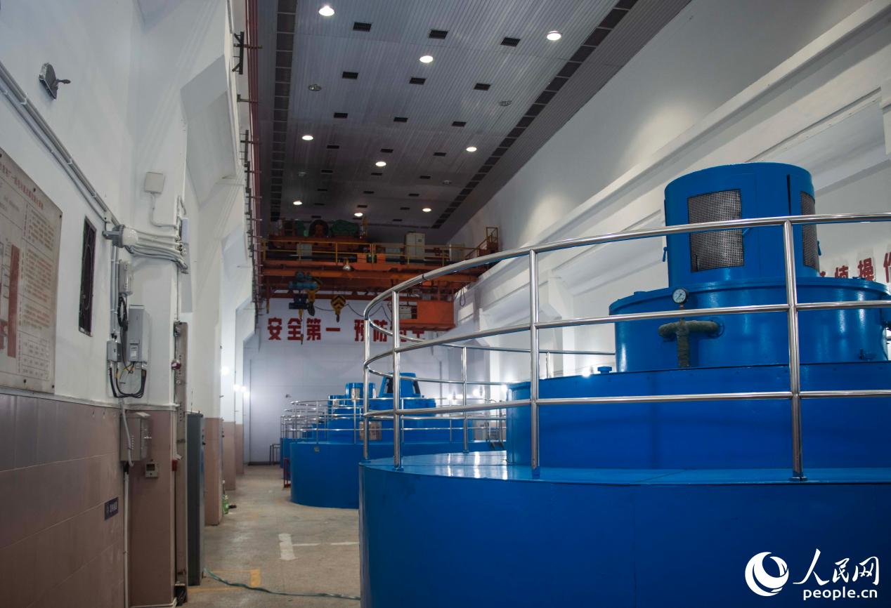 古田溪水电厂一级电站地下厂房是新中国建设的第一座地下水电厂房。人民网 林铭贤摄