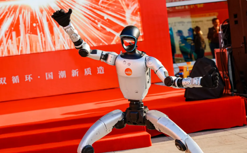 科技互動體驗區機器人互動表演