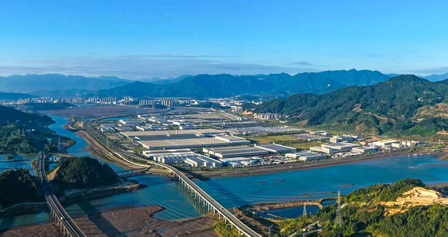 上汽集团宁德生产基地全景。柳明格摄