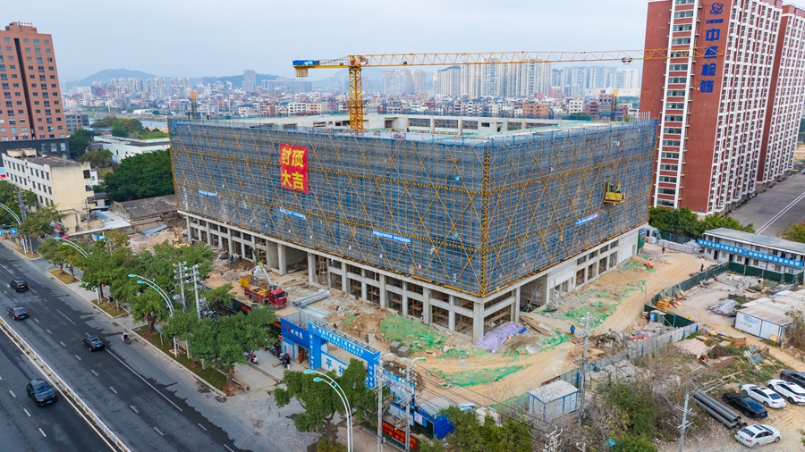 霞楼农贸市场封顶