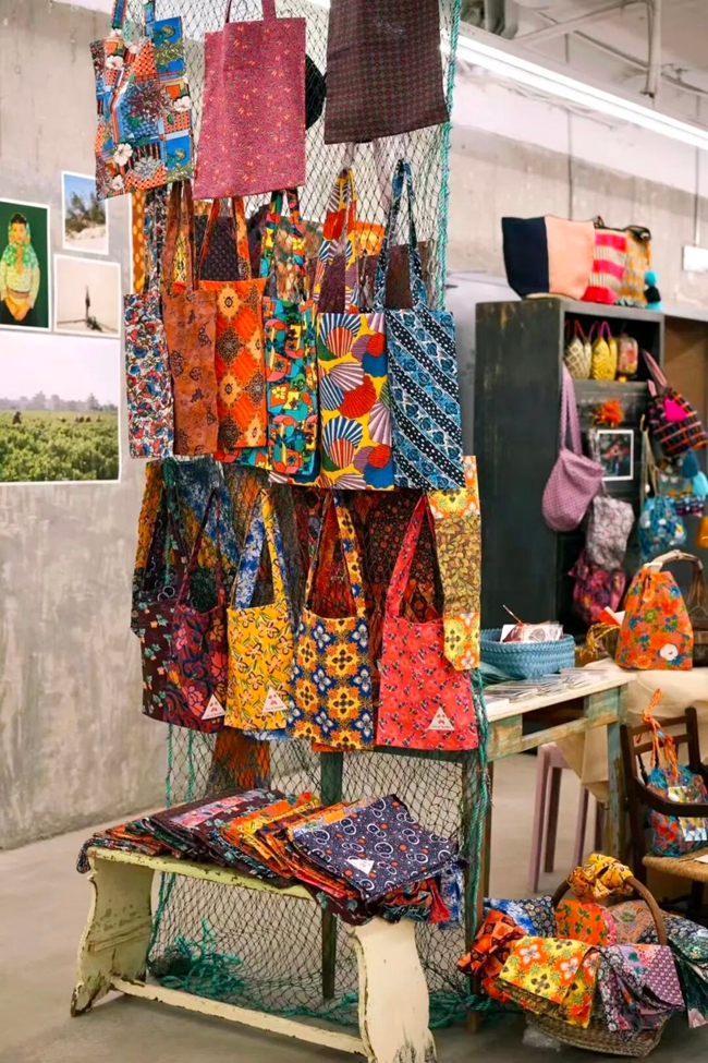 惠女服飾圖樣相關產品