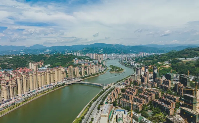 福鼎“东扩南移 面海环湾”发展新区。刘超超摄