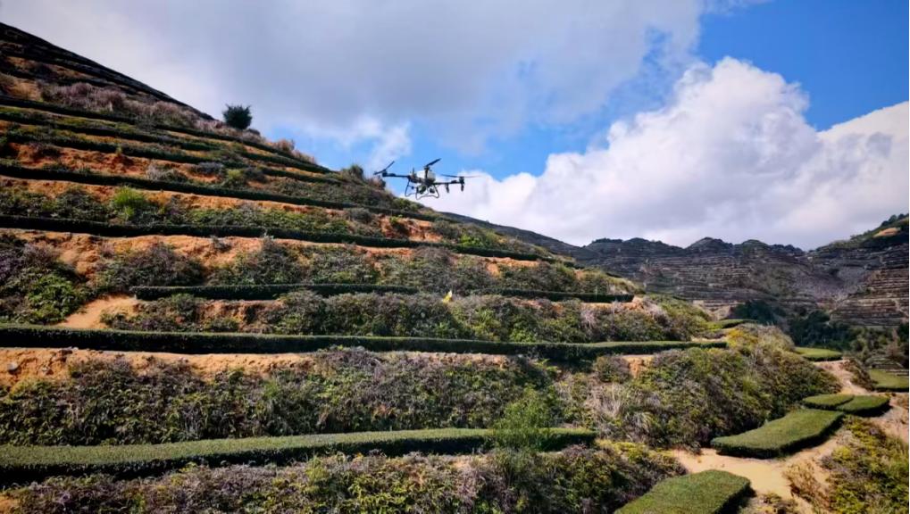 5G+无人机智慧植保