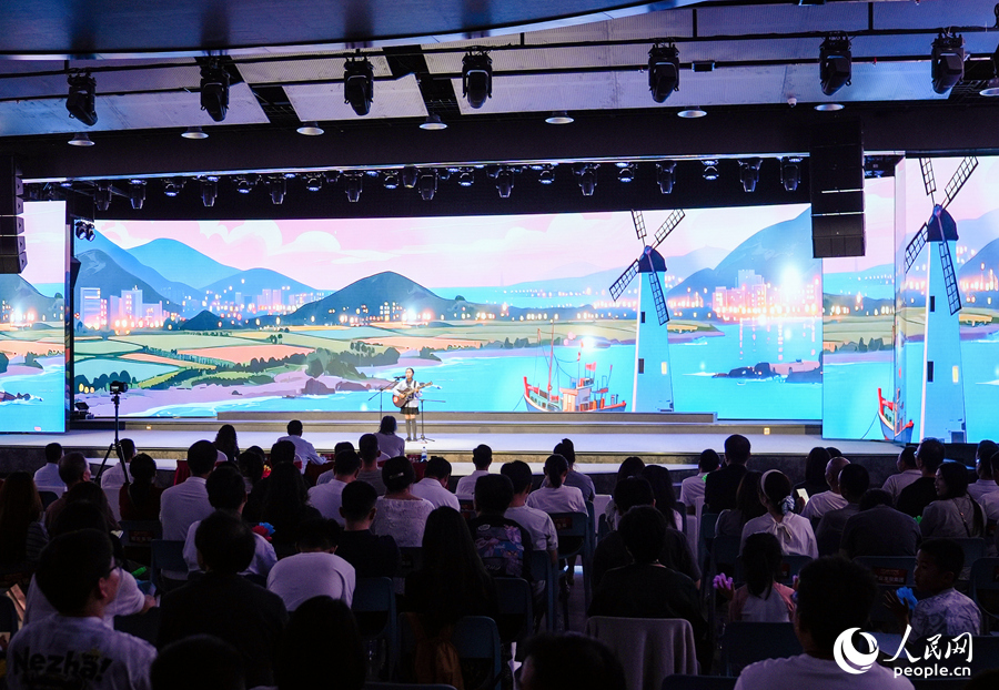 比赛现场。人民网 苏海森摄