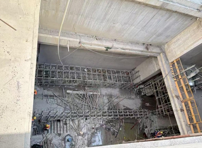 2号线东延线魁岐站端头井施工