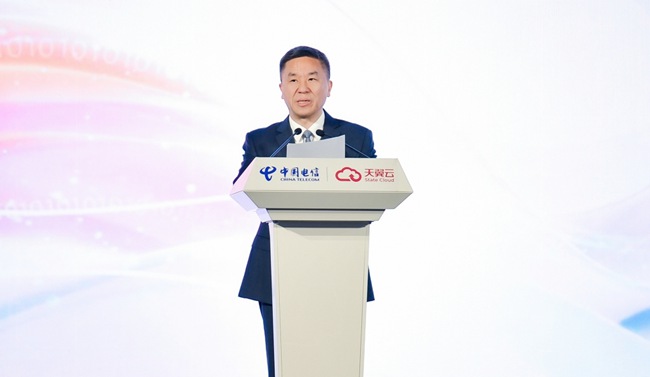中國電信總經理劉桂清出席論壇活動