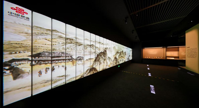 “楚脈聯通·鼎耀國博”文物數字化展