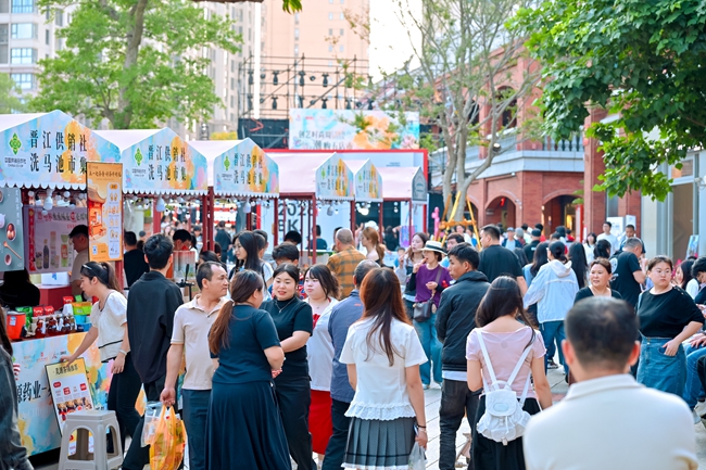 洗马池市集现场