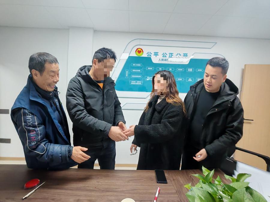 霞浦县综治中心成功调解因房屋漏水导致的邻里矛盾纠纷