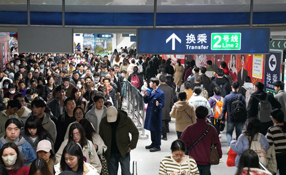 元旦啟新程，保障顯擔當——福州市交通運輸局暖心服務陪伴市民平安出行