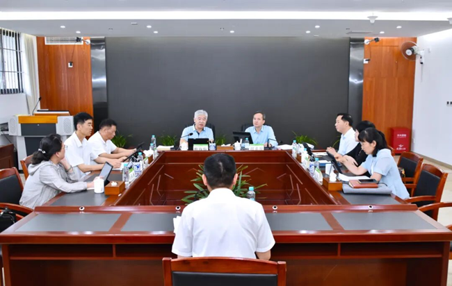 福建农林大学首次在福州大学城校区召开校长办公会、党委常委会会议