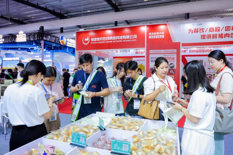 本届食博会精准对接客商,合作持续走深走实。主办方供图