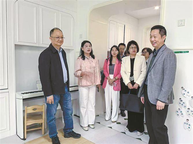 教科文卫委实地督办普惠托育服务项目建设情况。