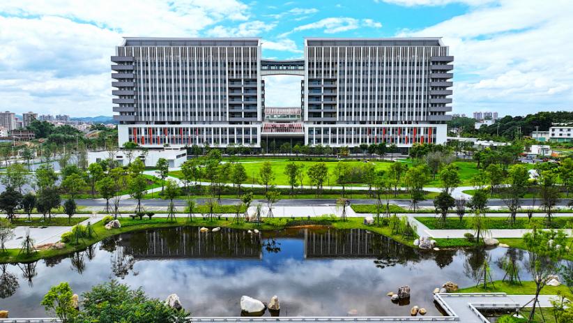 新建的长泰区医院。