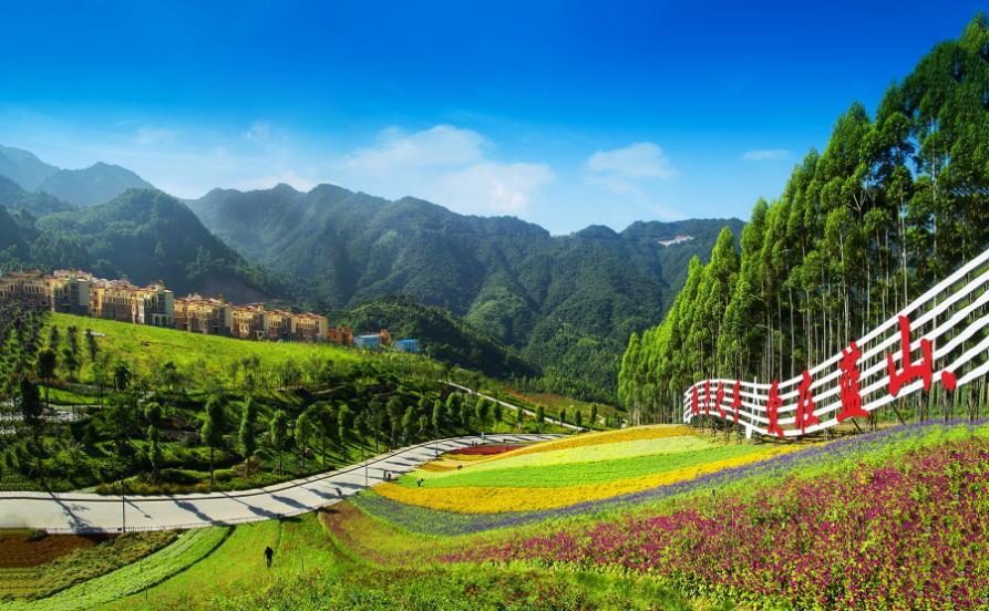 位于长泰区的十里蓝山景区。