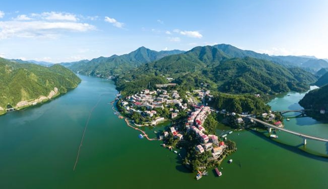 闽清：一汪碧水托起移民致富梦