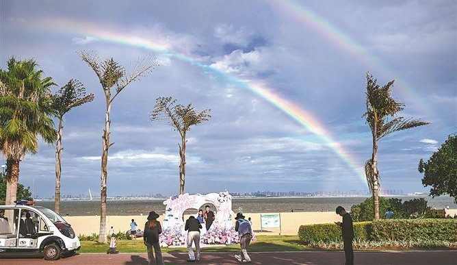 探索“婚登+文旅+产业”发展模式 厦门亮出甜蜜名片