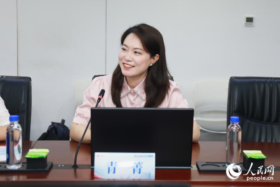 青菁围绕静脉通路全程管理进行分享。人民网记者 陈永整摄