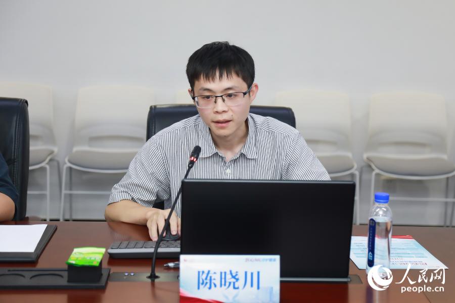 陈晓川围绕头颈鼻咽临床研究进行分享。人民网记者 陈永整摄