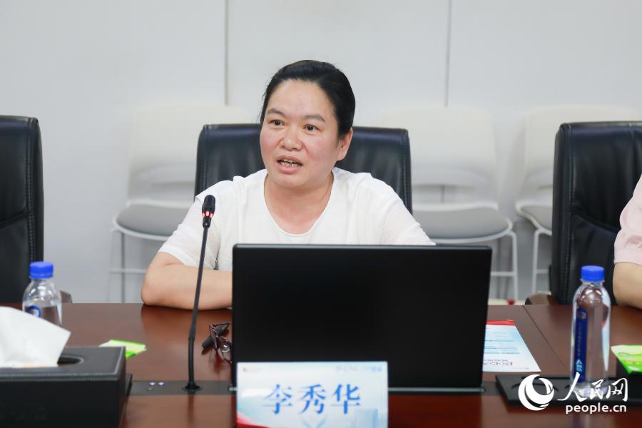 李秀华从妇科肿瘤视角进行分享。人民网记者 陈永整摄