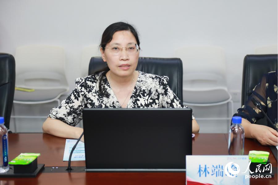 林端瑜从核医学视角进行分享。人民网记者 陈永整摄
