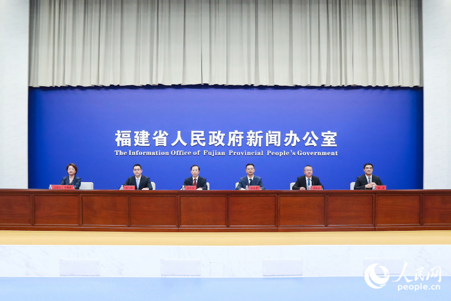 新闻发布会现场。人民网记者 陈永整摄