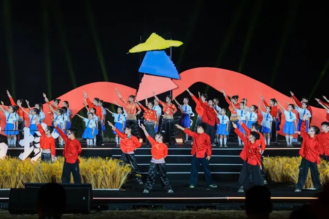 现场表演