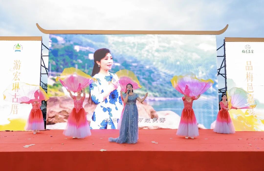 闽清村唱获奖歌手表演《礼乐闽清》