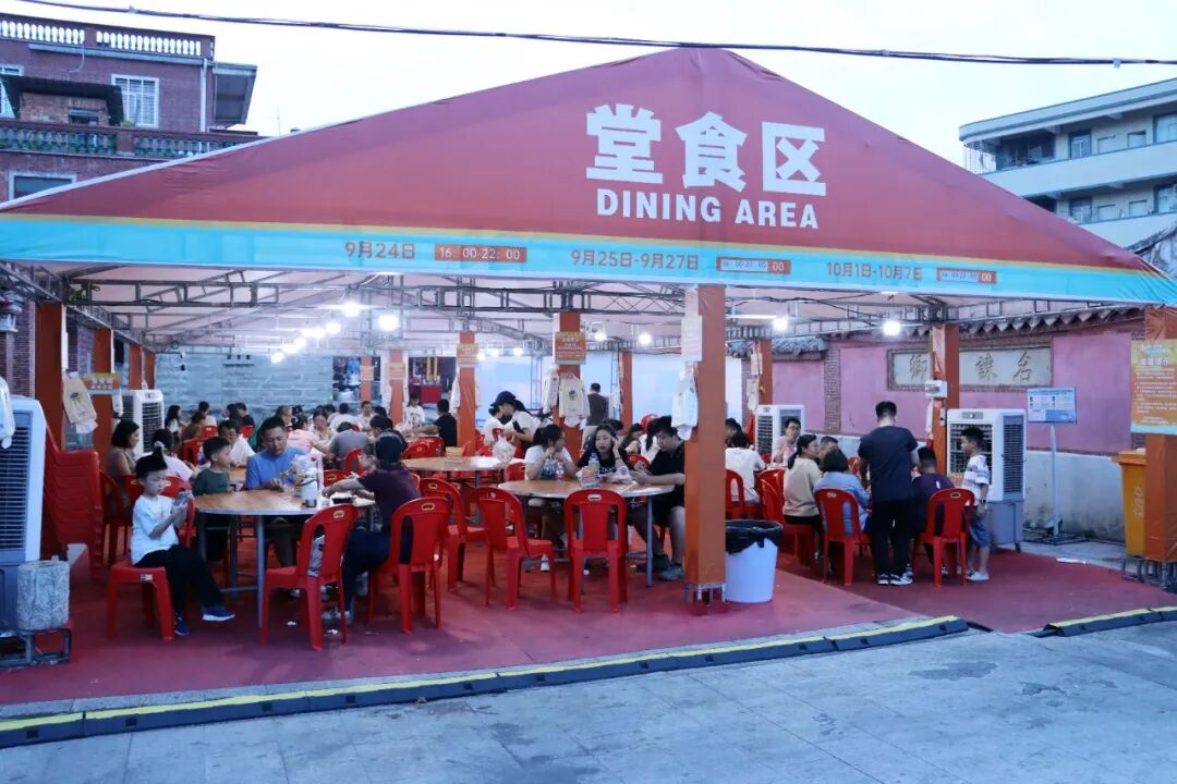市集设置堂食区域