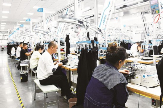 六融工业成衣孵化器车间